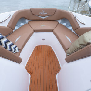 Triton 250 alta-9