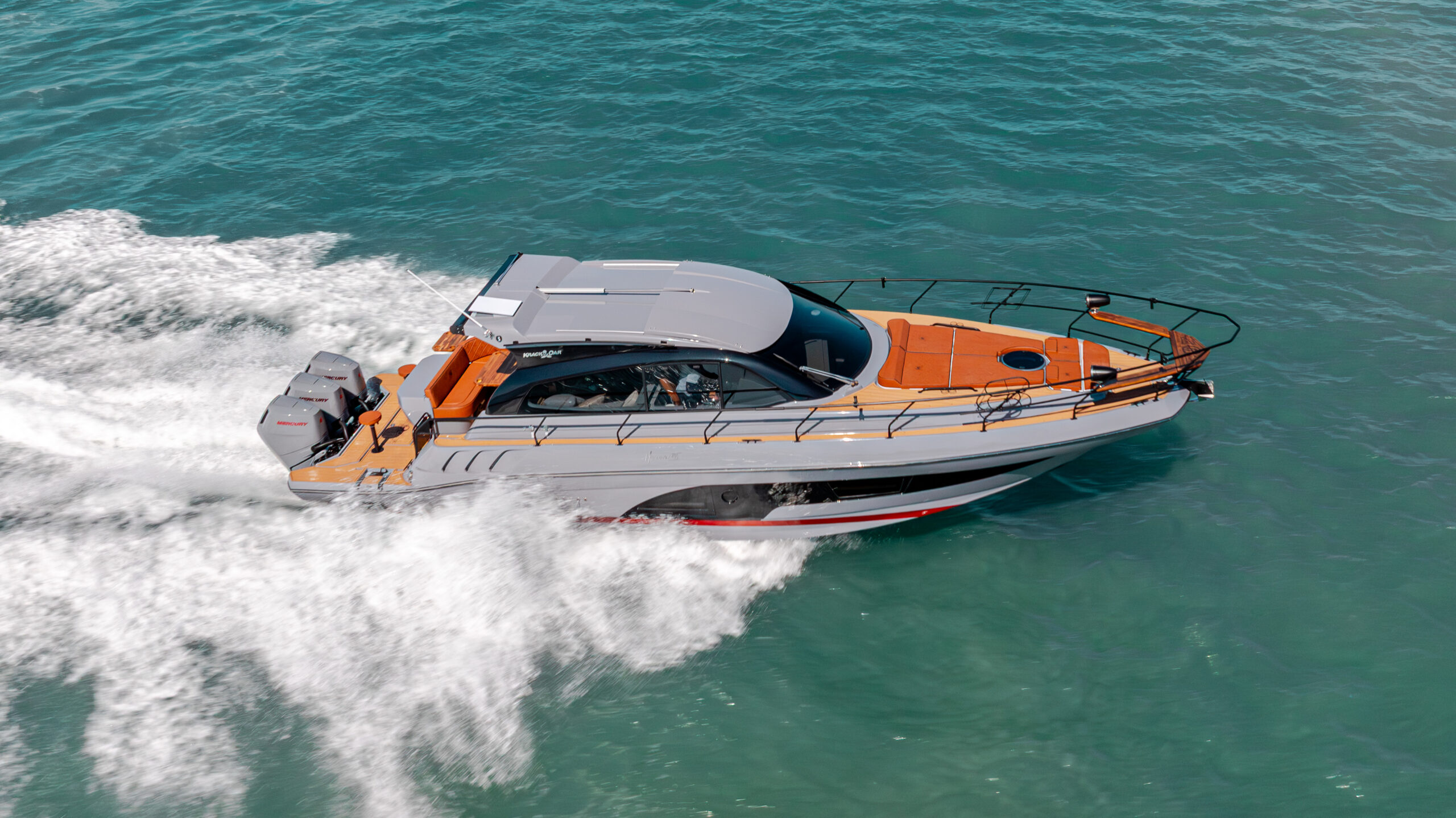 TRITON 410 HT – POPA(outboard)