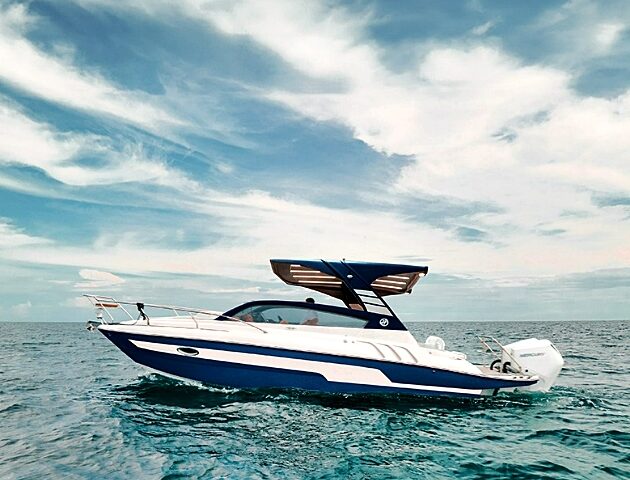 300 SPORT T-TOP